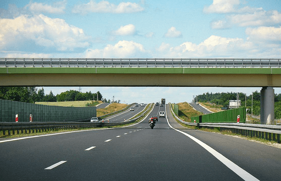 Autostrada w Polsce - szara jezdnia